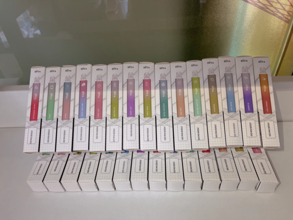 6月新品💥叮啞 DIYA 7500口抛棄式❤️CP值超高❤️口感超讚